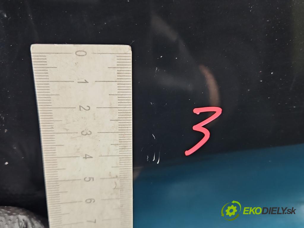 Kia Ceed II 2012-2018 1.6 crdi 128 HP manual 94 kW 1582 cm3 5- dvere predné ľavé  (Kľučka dverí ostatné)