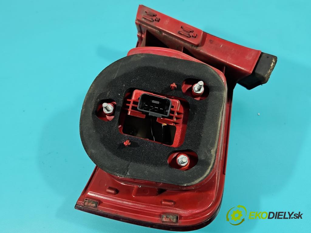 Vw Passat B6 2005-2010 1.9 tdi 105 hp manual 77 kW 1896 cm3 4- světlo zadní levé 3C5945095C (Klika dveří ostatní)