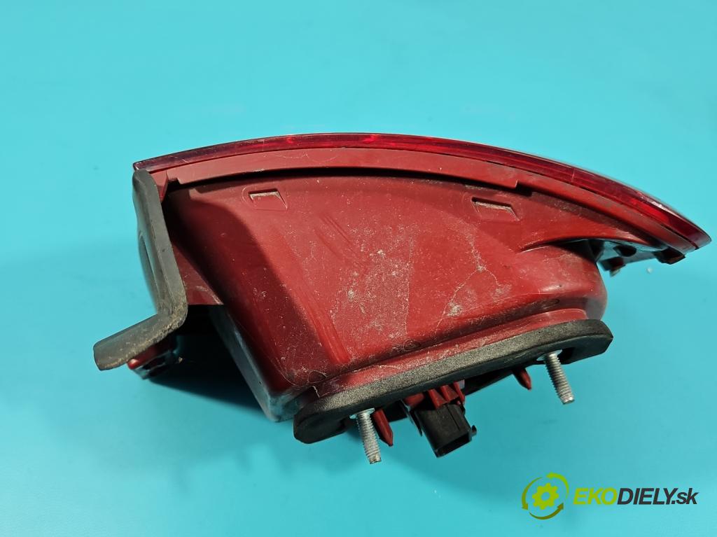 Vw Passat B6 2005-2010 1.9 tdi 105 hp manual 77 kW 1896 cm3 4- světlo zadní levé 3C5945095C (Klika dveří ostatní)