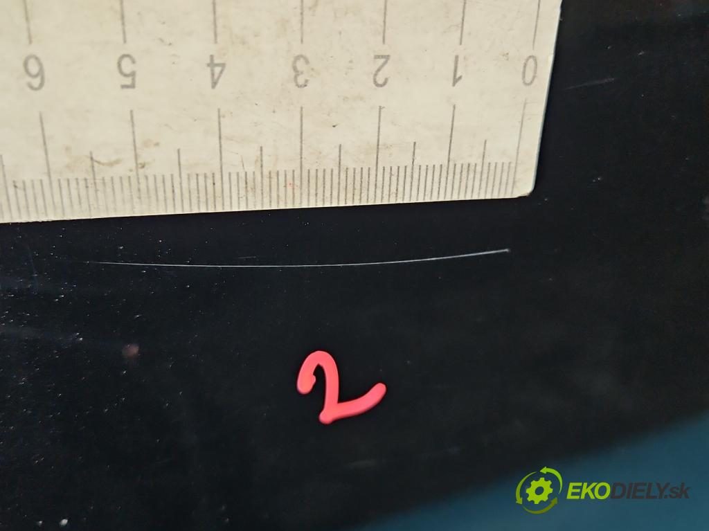 Kia Ceed II 2012-2018 1.6 crdi 128 hp manual 94 kW 1582 cm3 5- dveře zadní levé  (Klika dveří ostatní)