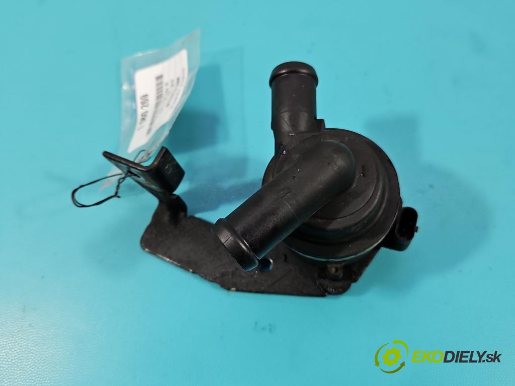 Audi A4 B8 2007-2015 2.0 tdi 143 HP manual 105 kW 1968 cm3 5- pompa obehu voda: 03L965561A