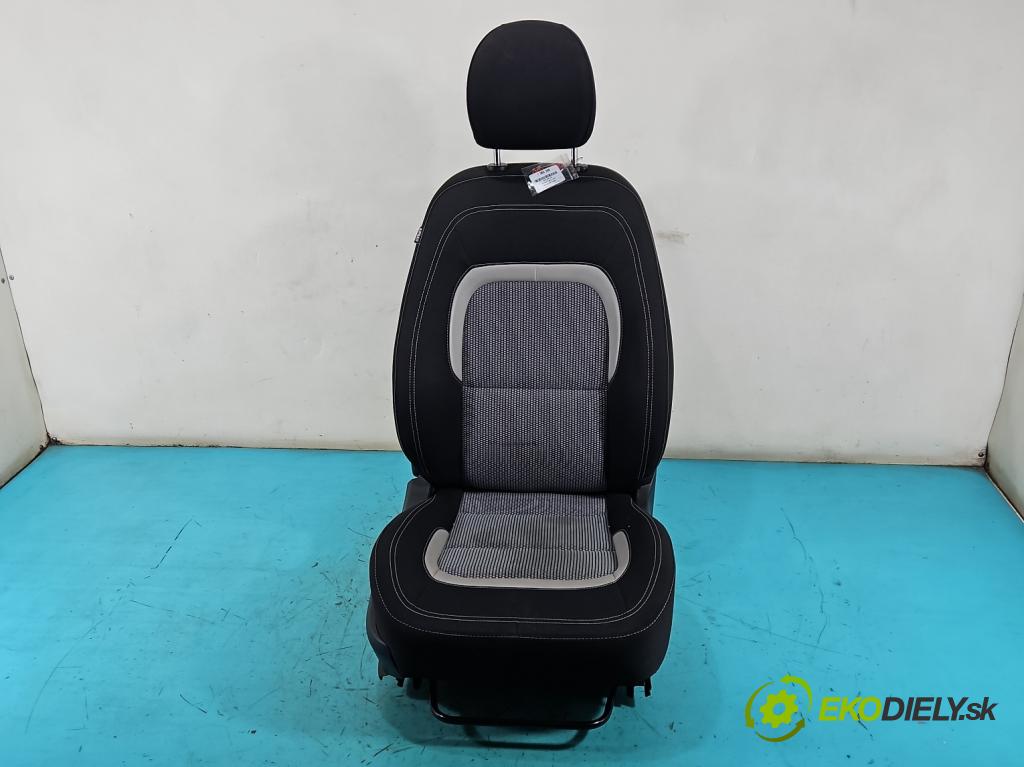 Kia Ceed II 2012-2018 1.6 crdi 128 hp manual 94 kW 1582 cm3 5- Sedadlo pravý  (Sedadlo)