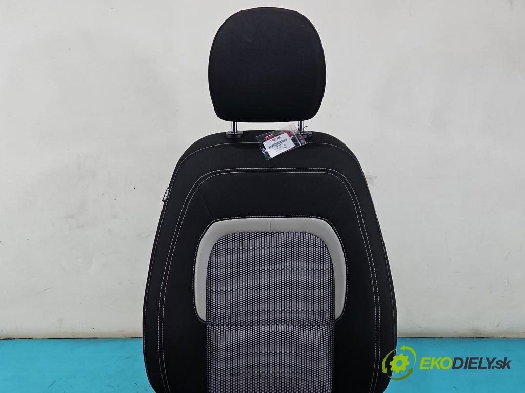 Kia Ceed II 2012-2018 1.6 crdi 128 HP manual 94 kW 1582 cm3 5- Sedačka pravý  (Sedadlo)