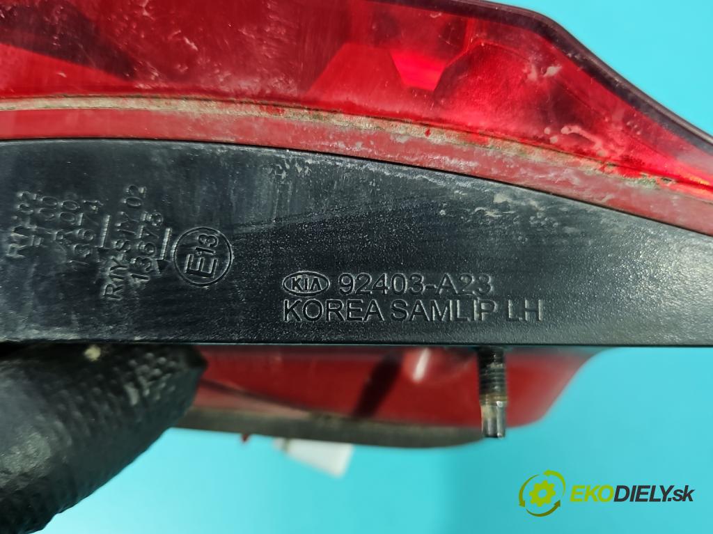 Kia Ceed II 2012-2018 1.6 crdi 128 HP manual 94 kW 1582 cm3 5- svetlo / reflektor zadné ľavé 92403-A23 (Kľučka dverí ostatné)