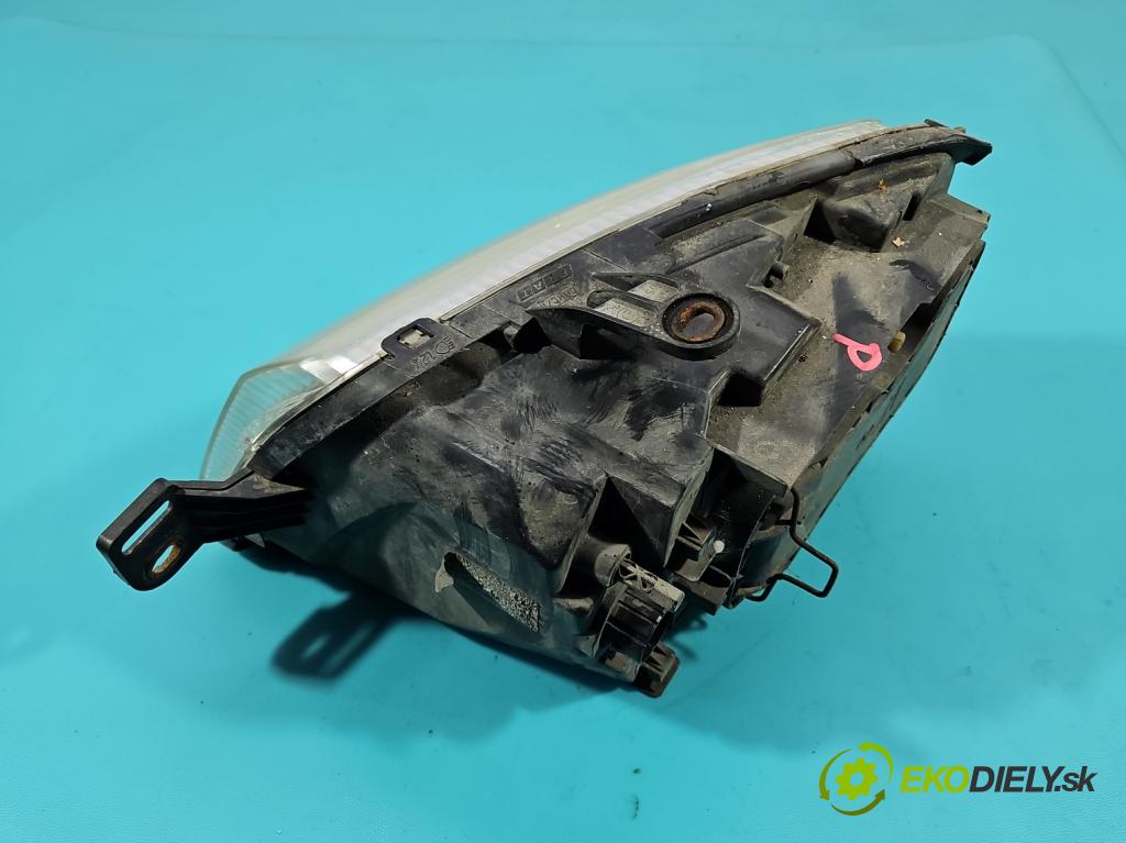 Fiat Panda II 2003-2012 1.1 8V 54 HP manual 40 kW 1108 cm3 5- Reflektor: pravý  (Svetlo predné pravé)