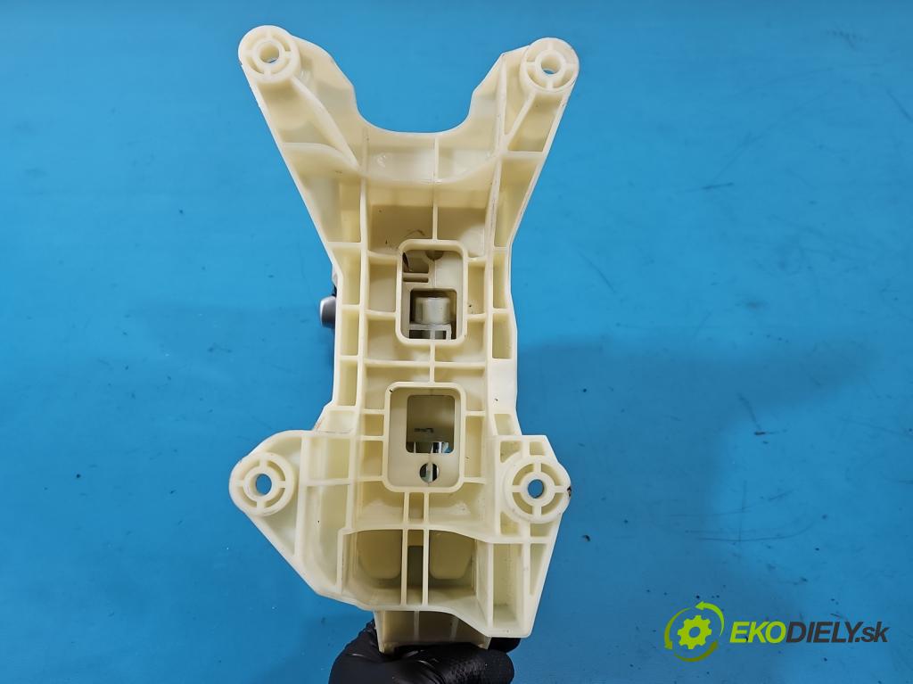 Kia Niro I 2016-2022 1.6 GDI 105 HP automatic 77 kW 1580 cm3 5- Páka: Změny: stupeň,rýchlosť 46701-D4440 (Rýchlostná páka (kulisa))