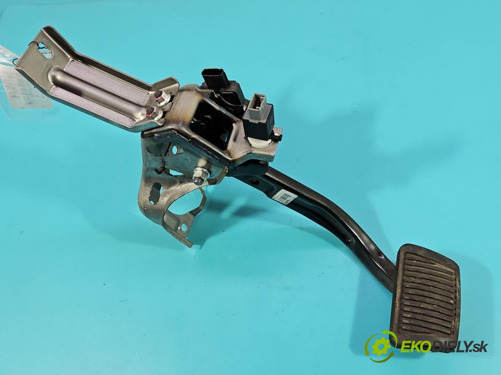 Kia Niro I 2016-2022 1.6 GDI 105 hp automatic 77 kW 1580 cm3 5- pedály 938133S800