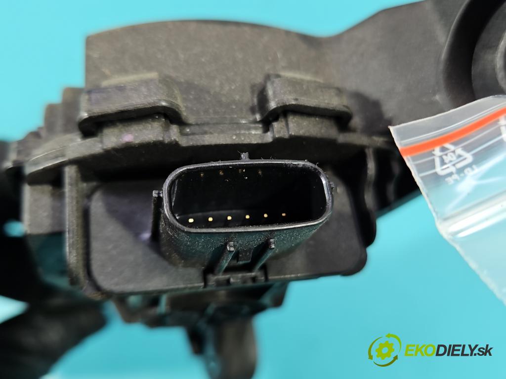 Kia Niro I 2016-2022 1.6 GDI 105 HP automatic 77 kW 1580 cm3 5- pedal plyn potenciometr: 32700-G2120