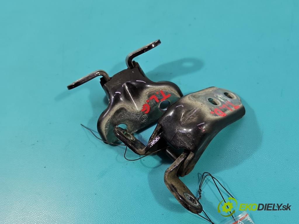 Kia Niro I 2016-2022 1.6 GDI 105 hp automatic 77 kW 1580 cm3 5- Závěs: dveře zadní levý