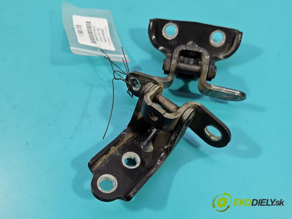 Kia Niro I 2016-2022 1.6 GDI 105 HP automatic 77 kW 1580 cm3 5- Závěs: dvere zadné pravý