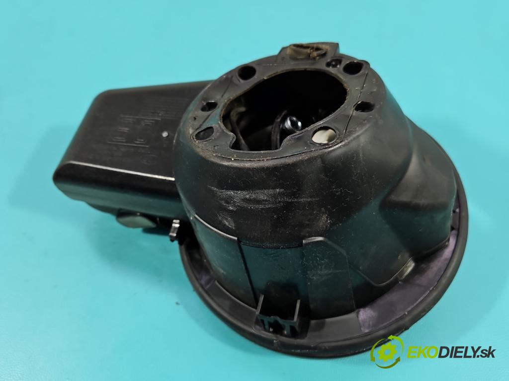 Kia Niro I 2016-2022 1.6 GDI 105 HP automatic 77 kW 1580 cm3 5- Klapka nádrže palivo  (Kľučka dverí ostatné)