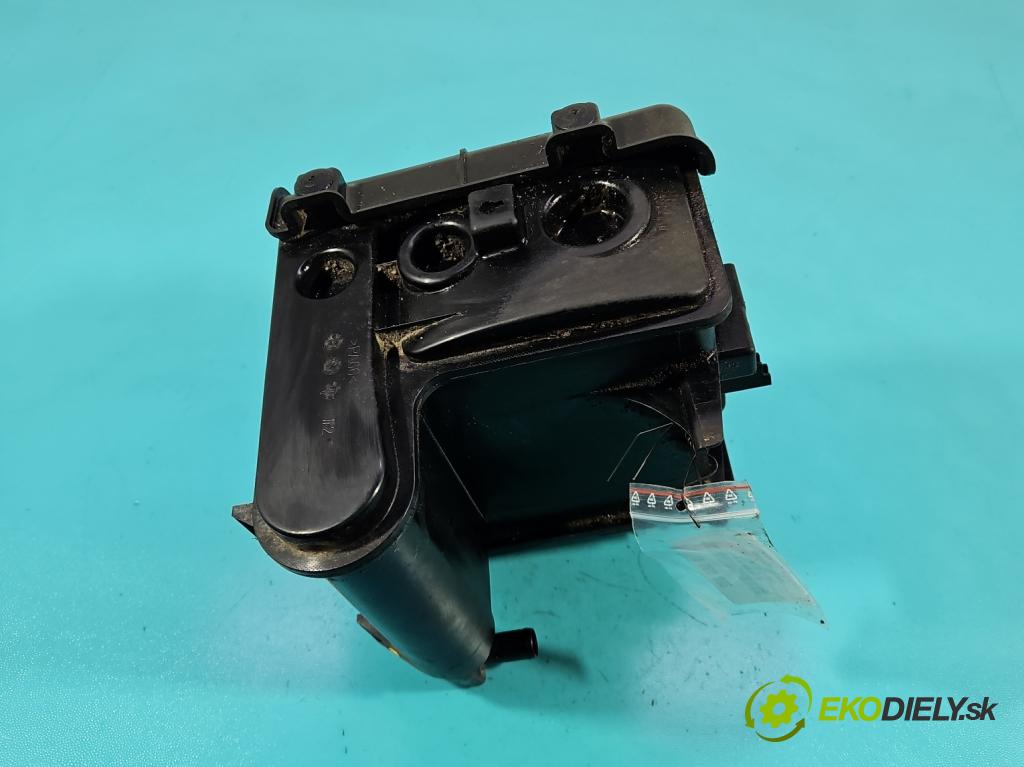 Kia Niro I 2016-2022 1.6 GDI 105 hp automatic 77 kW 1580 cm3 5- Filtr: uhlík: