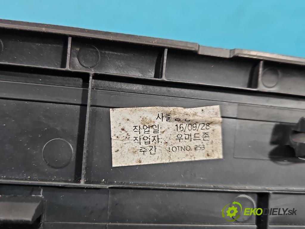 Kia Niro I 2016-2022 1.6 GDI 105 HP automatic 77 kW 1580 cm3 5- lišta karoséria: ostatné 85887-G5000