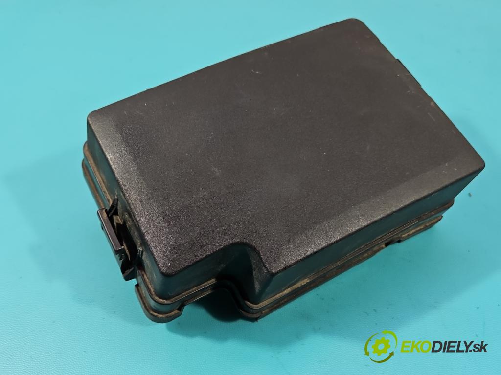 Kia Niro I 2016-2022 1.6 GDI 105 hp automatic 77 kW 1580 cm3 5- skříňka pojistková 91225-G5241 (Pojistková skříňka)