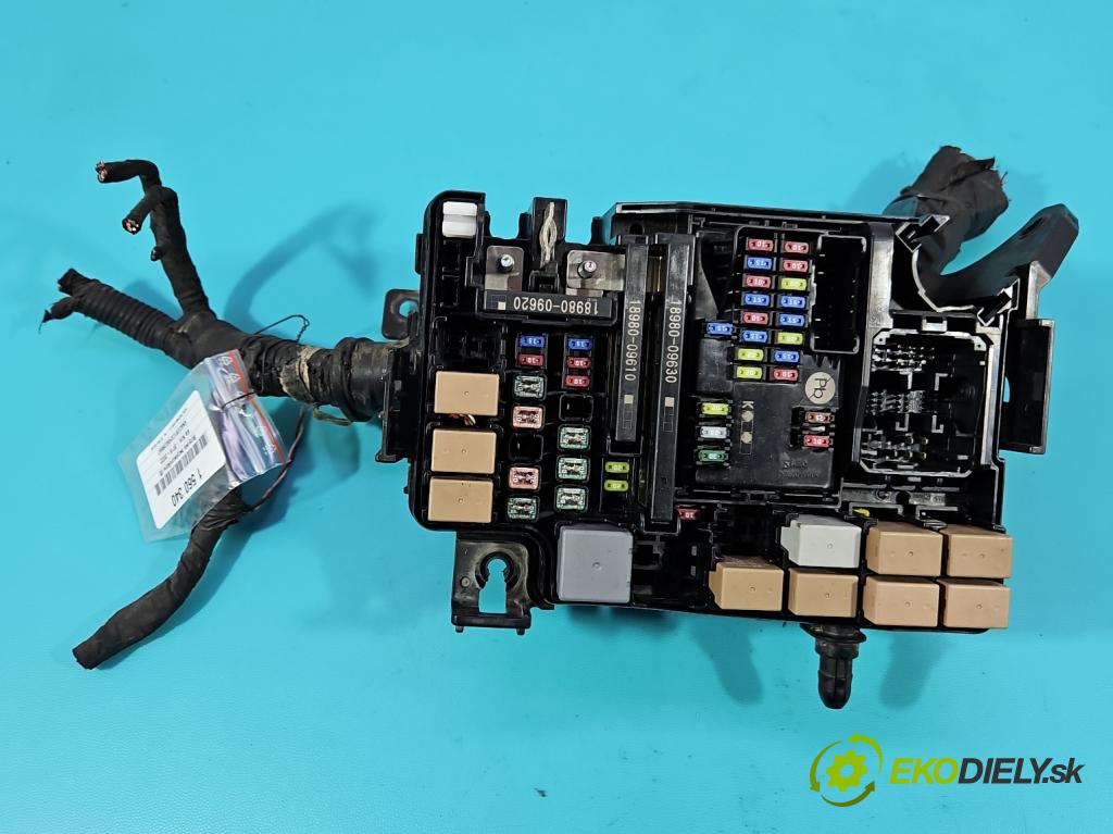 Kia Niro I 2016-2022 1.6 GDI 105 hp automatic 77 kW 1580 cm3 5- skříňka pojistková 91225-G5241 (Pojistková skříňka)