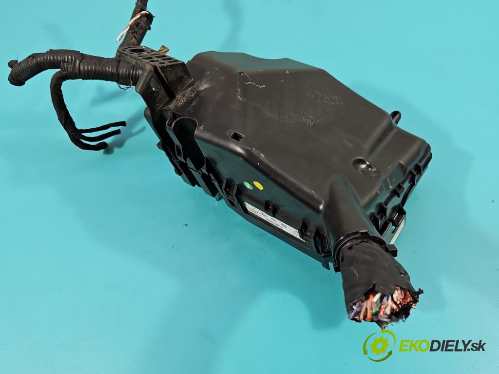 Kia Niro I 2016-2022 1.6 GDI 105 hp automatic 77 kW 1580 cm3 5- skříňka pojistková 91225-G5241 (Pojistková skříňka)