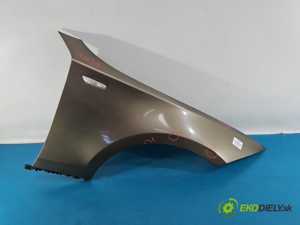 Bmw 1 E87 2004-2011 2.0d 150 HP manual 110 kW 1995 cm3 5- blatník predné pravý  (Kľučka dverí ostatné)