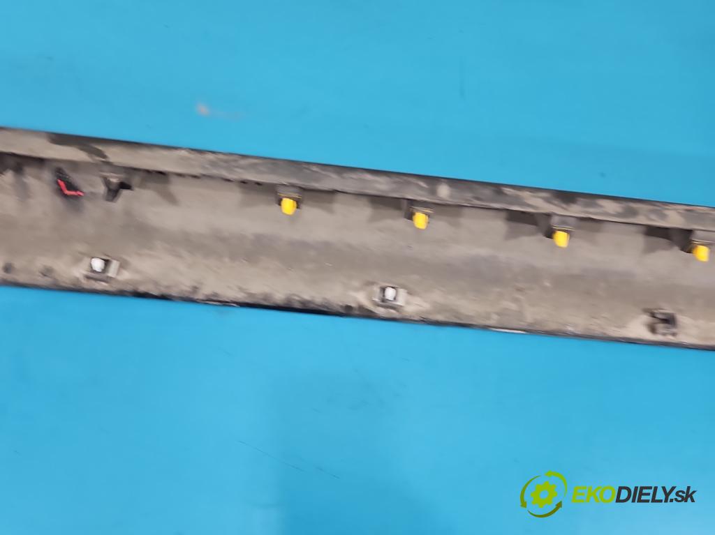 Kia Niro I 2016-2022 1.6 GDI 105 HP automatic 77 kW 1580 cm3 5- lišta práh: ľavé  (Lišta prahová)