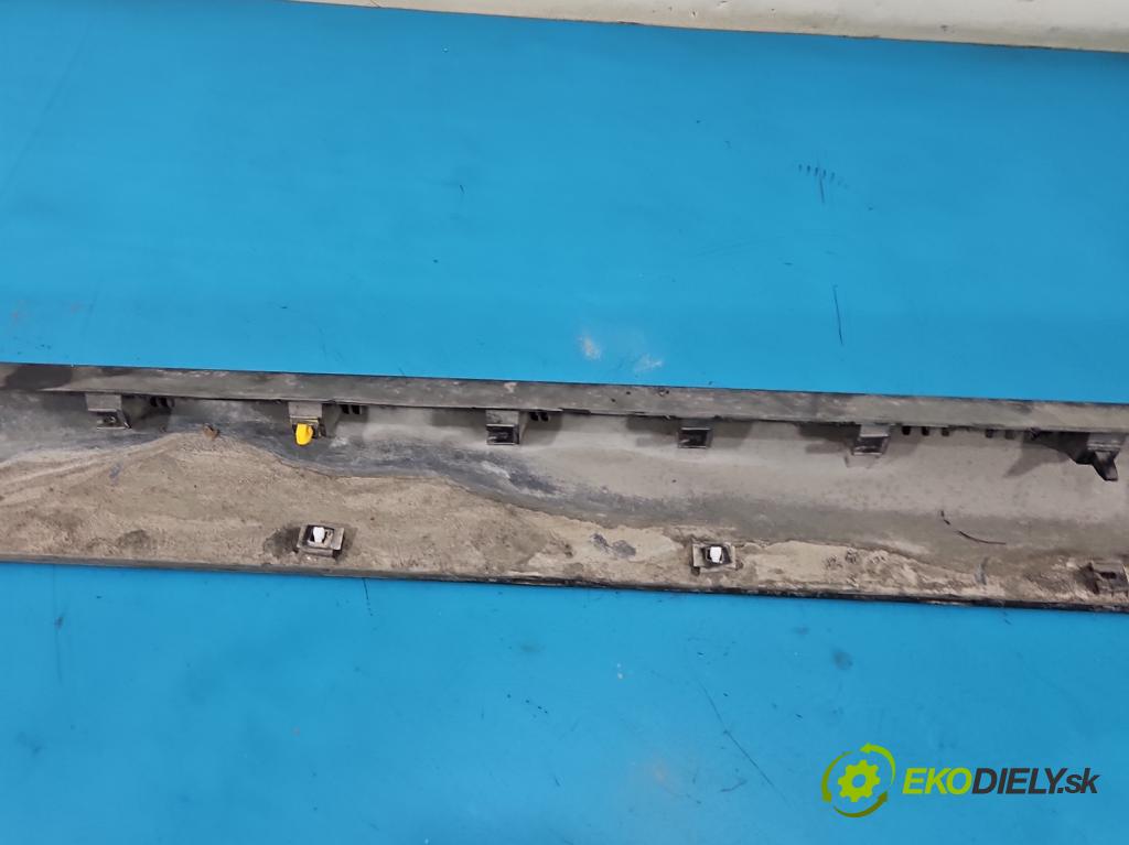 Kia Niro I 2016-2022 1.6 GDI 105 HP automatic 77 kW 1580 cm3 5- lišta práh: pravé  (Lišta prahová)