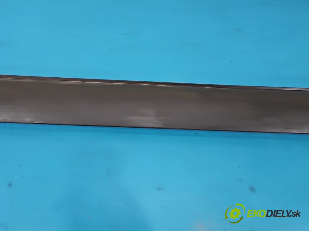 Kia Niro I 2016-2022 1.6 GDI 105 HP automatic 77 kW 1580 cm3 5- lišta práh: pravé  (Lišta prahová)