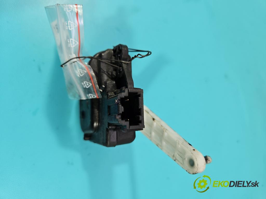 Fiat Freemont 2.0 jtd 170 hp manual 125 kW 1956 cm3 5- motorek topení AA-113800-2640