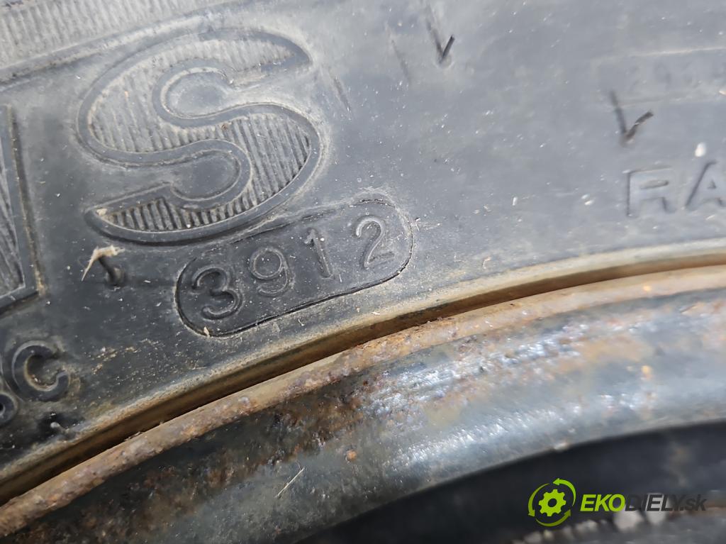 Fiat Freemont 2.0 jtd 170 hp manual 125 kW 1956 cm3 5- kolo náhradní 17"