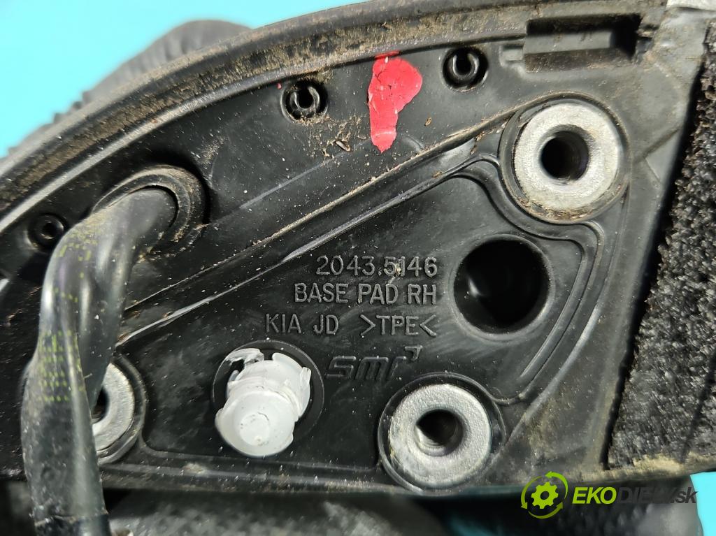 Kia Ceed II 2012-2018 1.6 crdi 128 hp manual 94 kW 1582 cm3 5- zpětné zrcátko pravé  (Klika dveří ostatní)