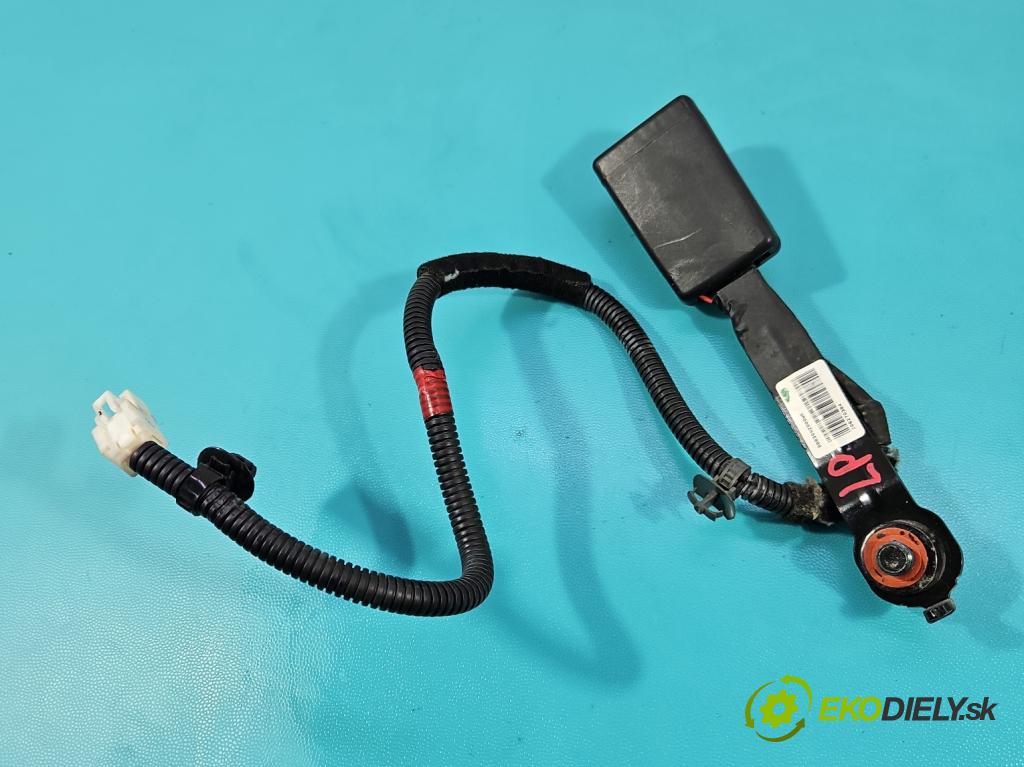 Kia Ceed II 2012-2018 1.6 crdi 128 HP manual 94 kW 1582 cm3 5- pas bezpečnosť: predné ľavý 88810-A2000