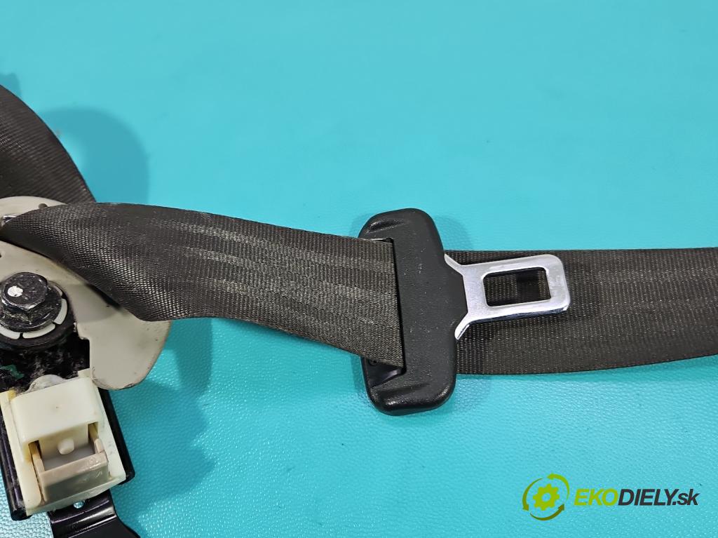 Kia Ceed II 2012-2018 1.6 crdi 128 HP manual 94 kW 1582 cm3 5- pas bezpečnosť: predné ľavý 88810-A2000