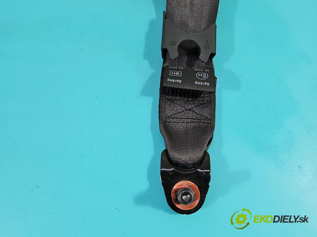 Kia Ceed II 2012-2018 1.6 crdi 128 hp manual 94 kW 1582 cm3 5- stěna bezpečnost přední pravý