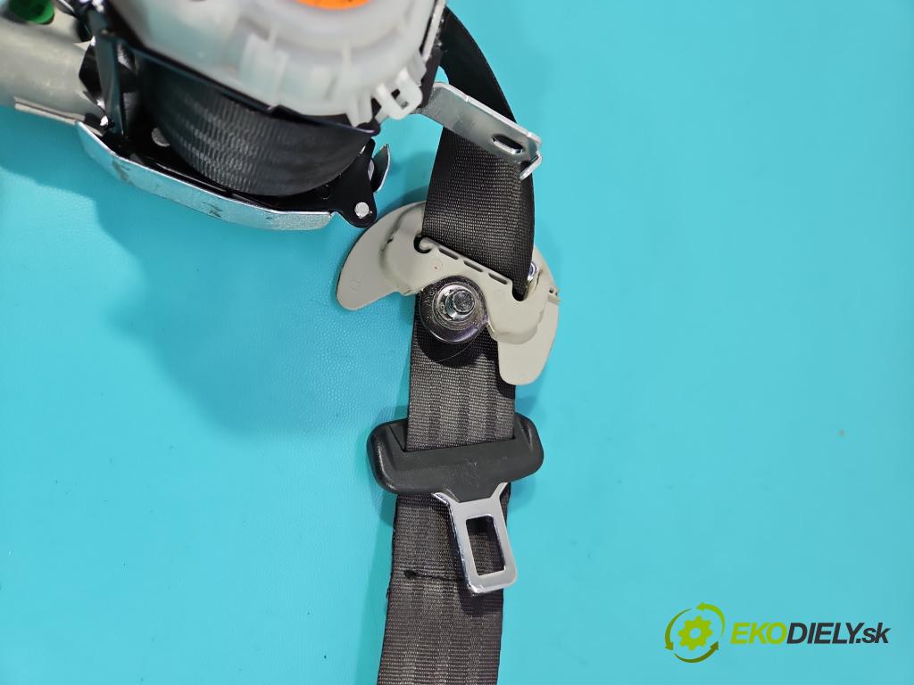 Kia Ceed II 2012-2018 1.6 crdi 128 hp manual 94 kW 1582 cm3 5- stěna bezpečnost přední pravý