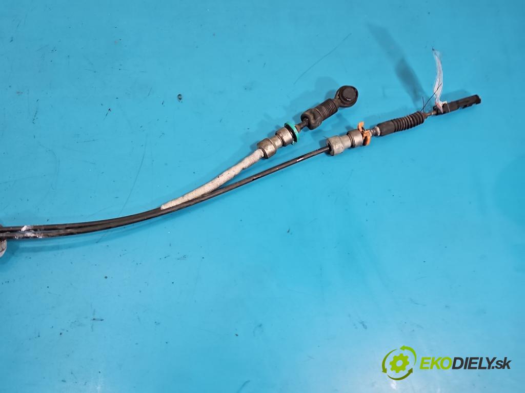 Fiat Freemont 2.0 jtd 170 hp manual 125 kW 1956 cm3 5- kulisa změny stupňová  (Řadicí páka (kulisa) )