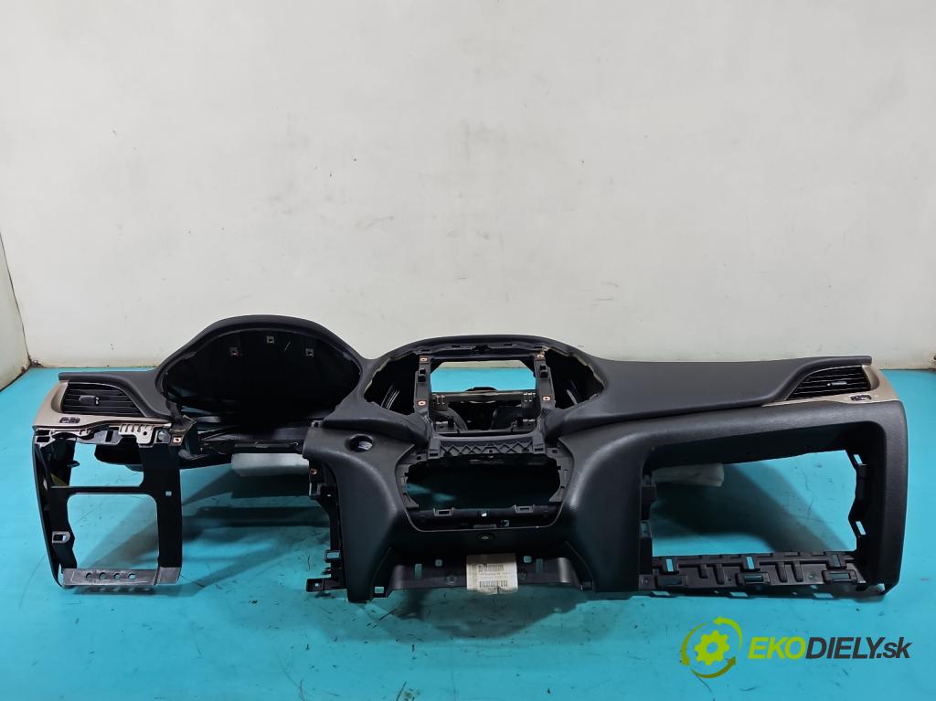 Jeep Cherokee KL 2013-2023 2.0 multijet 140 hp manual 103 kW 1956 cm3 5- kokpit,přistrojova deska