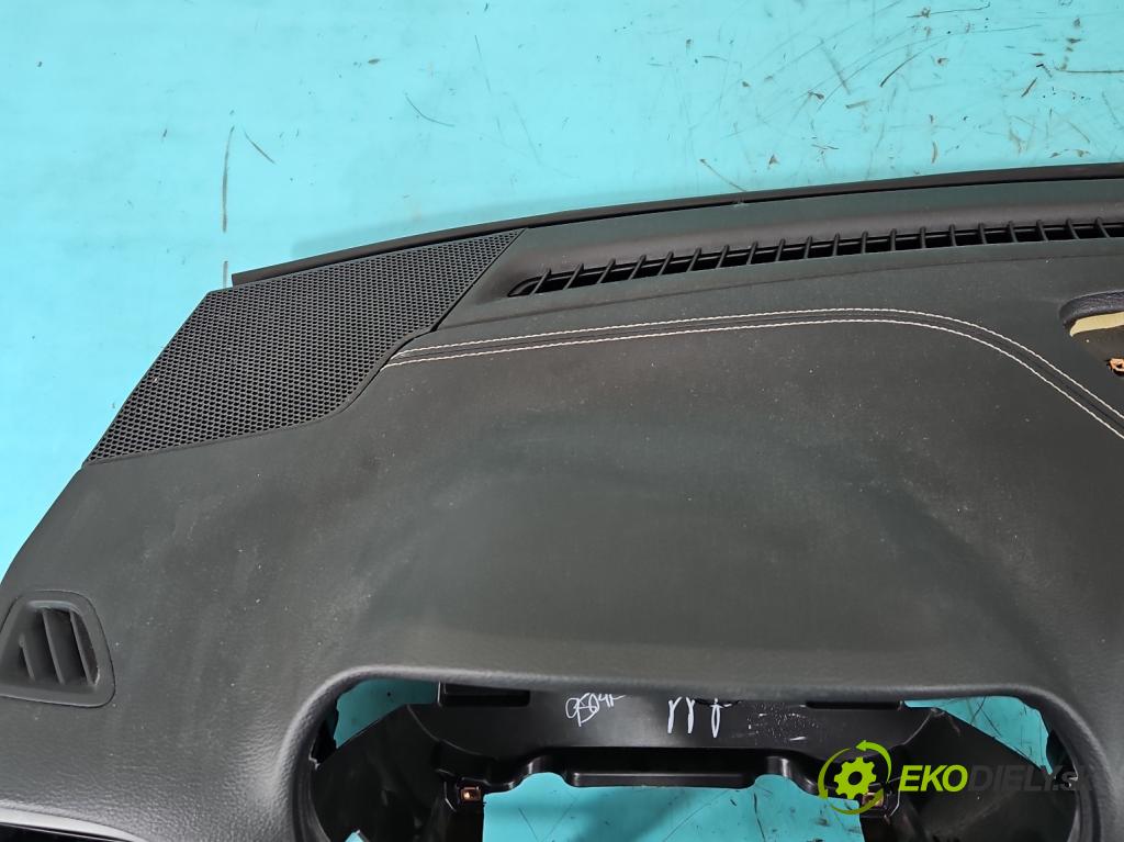 Jeep Cherokee KL 2013-2023 2.0 multijet 140 hp manual 103 kW 1956 cm3 5- kokpit,přistrojova deska