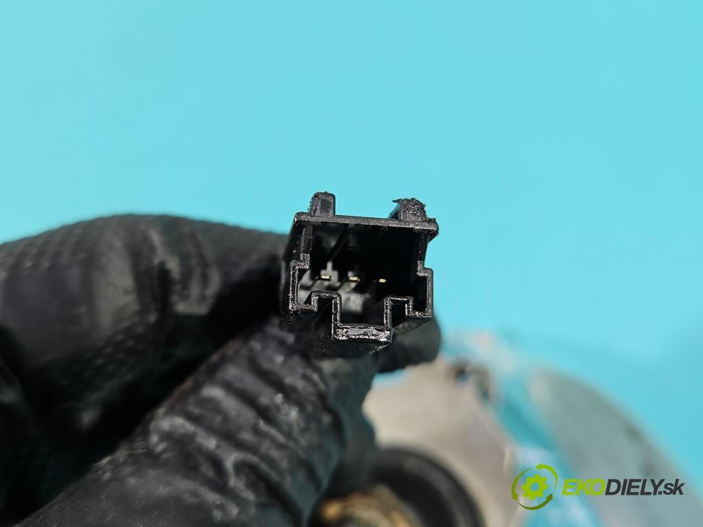 Mitsubishi Space star 1.3 16V 86 HP manual 63 kW 1299 cm3 5- motor stieračov zadné