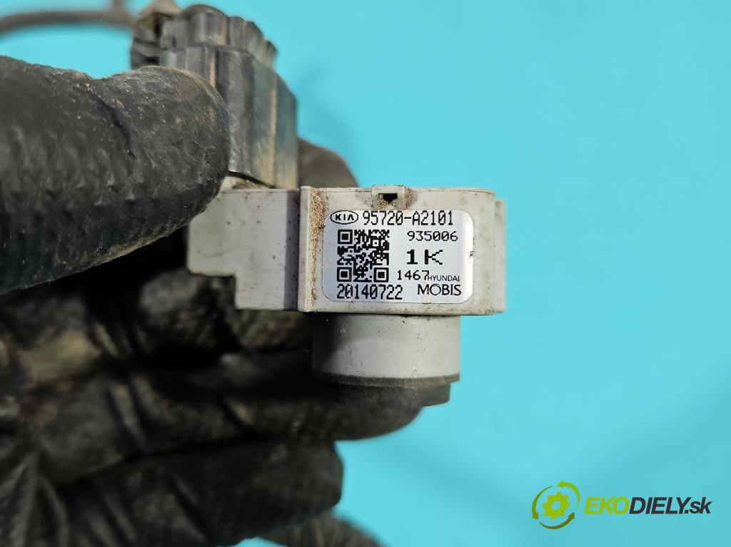 Kia Ceed II 2012-2018 1.6 crdi 128 hp manual 94 kW 1582 cm3 5- snímač parkování 91890-A2170