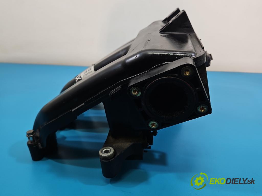 Bmw X3 E83 2003-2010 2.0d 150 hp manual 110 kW 1995 cm3 5- potrubí sací 7795393 (Sací potrubí)