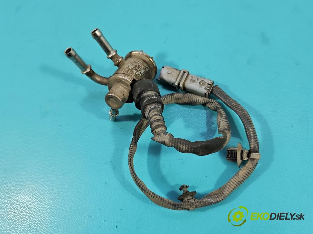 Renault Express 1.5 dci 95 HP manual 70 kW 1461 cm3 5- vstrek 160720140R (Vstrekovač paliva)