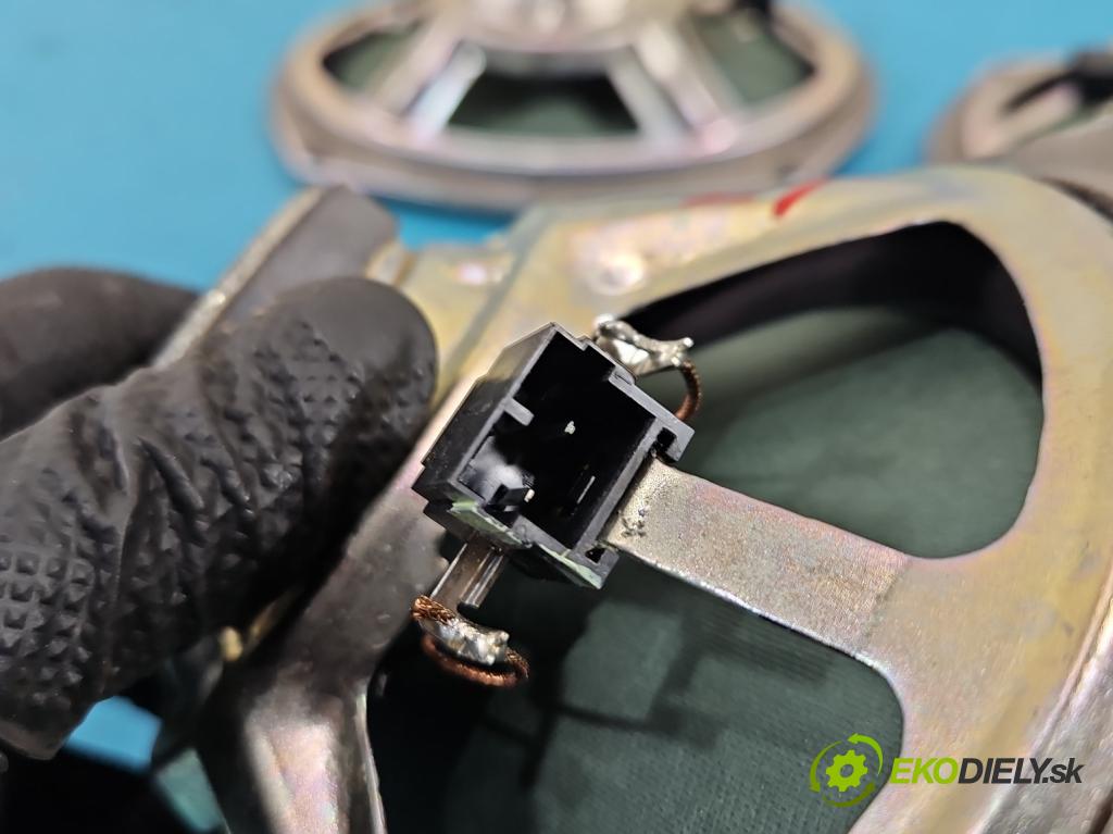 Fiat Freemont 2.0 jtd 170 hp manual 125 kW 1956 cm3 5- reproduktory komplet 05091019AB