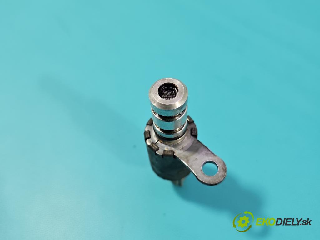 Renault Express 1.5 dci 95 HP manual 70 kW 1461 cm3 5- snímač časovanie načasovanie 152417113R