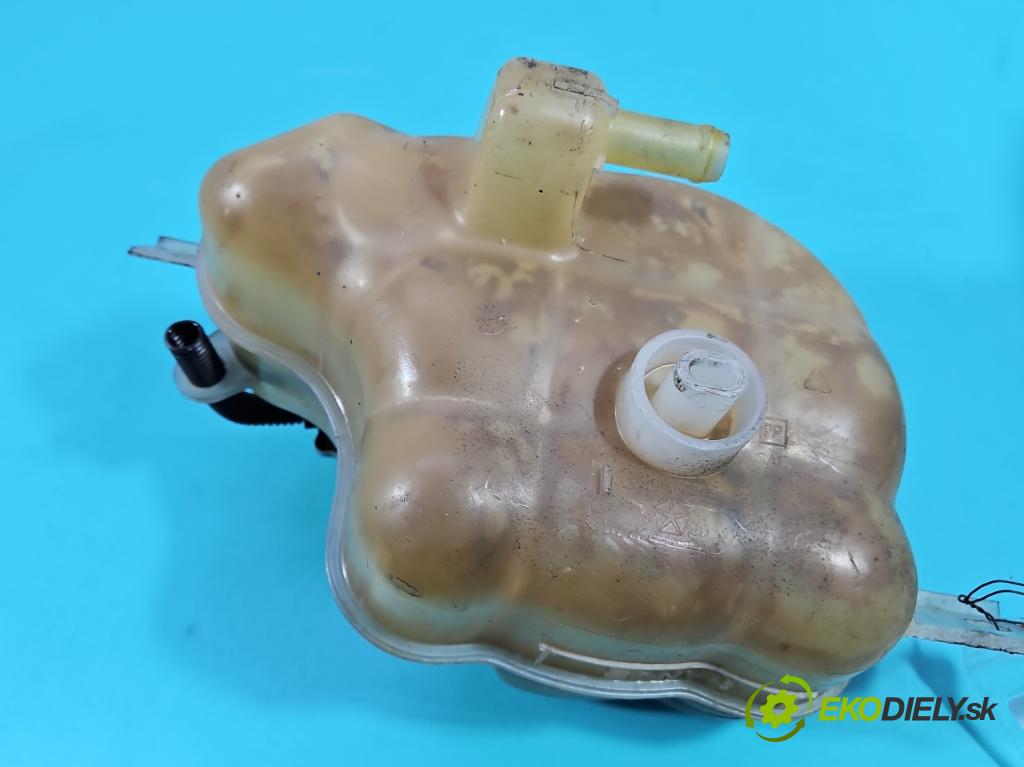 Fiat Freemont 2.0 jtd 170 hp manual 125 kW 1956 cm3 5- Nádrž: náhradní: 68105172AB