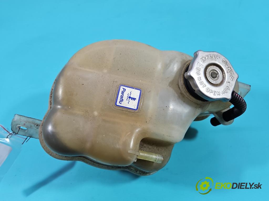 Fiat Freemont 2.0 jtd 170 hp manual 125 kW 1956 cm3 5- Nádrž: náhradní: 68105172AB