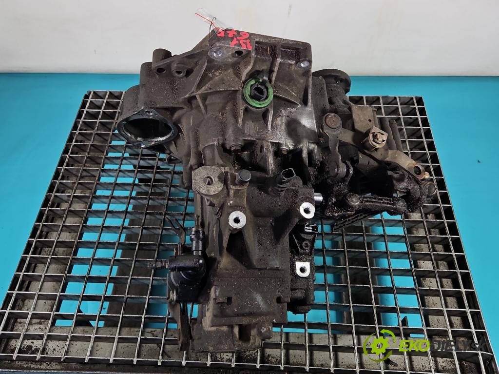 Vw Golf IV 1997-2003 1.6 SR 101 HP manual 74 kW 1595 cm3 5- prevodovka stupeň,rýchlosť manual