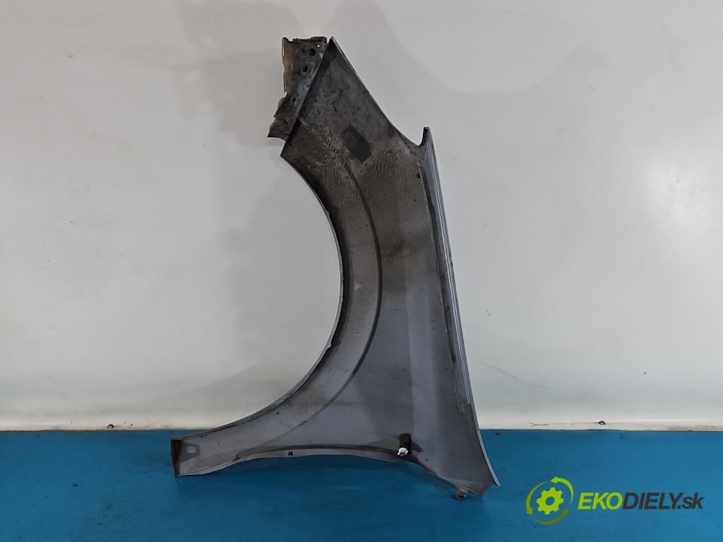 Opel Astra III 2004-2014 1.8 16V 125 HP manual 92 kW 1796 cm3 5- blatník predné pravý  (Kľučka dverí ostatné)