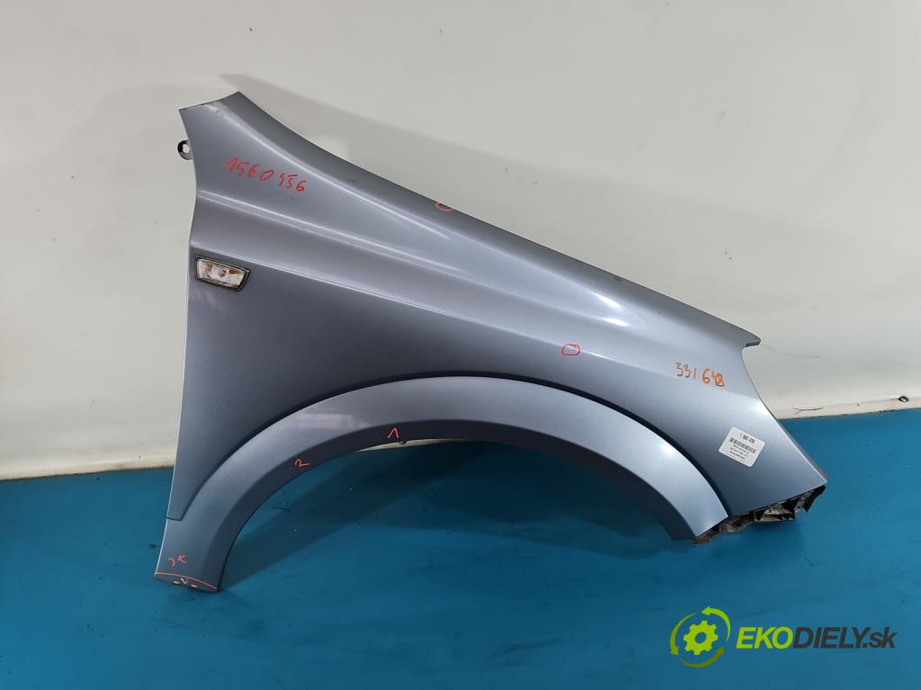 Opel Astra III 2004-2014 1.8 16V 125 HP manual 92 kW 1796 cm3 5- blatník predné pravý  (Kľučka dverí ostatné)