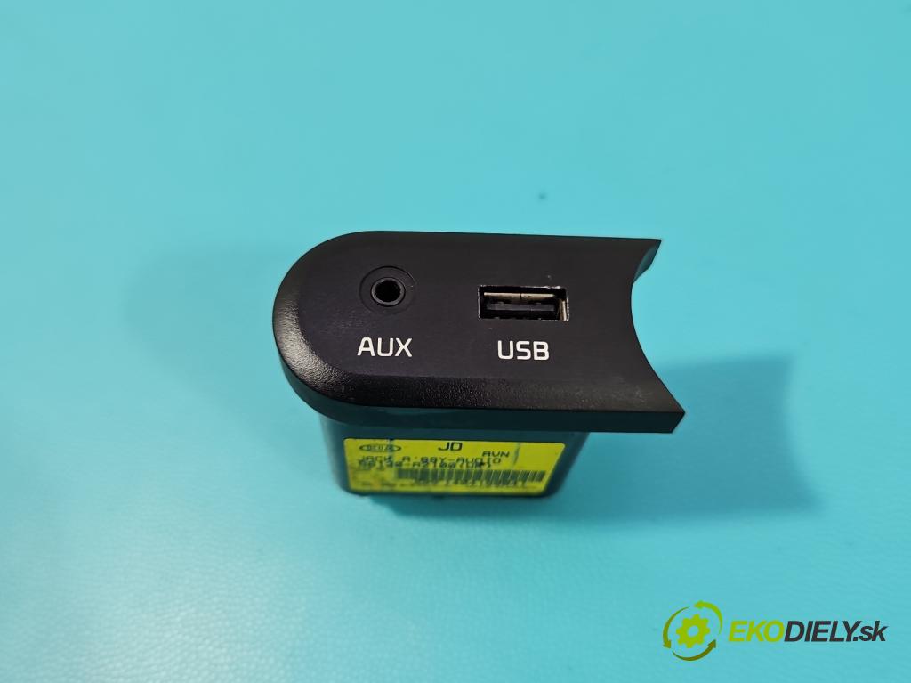 Kia Ceed II 2012-2018 1.6 crdi 128 HP manual 94 kW 1582 cm3 5- zásuvka USB 96120-A2100