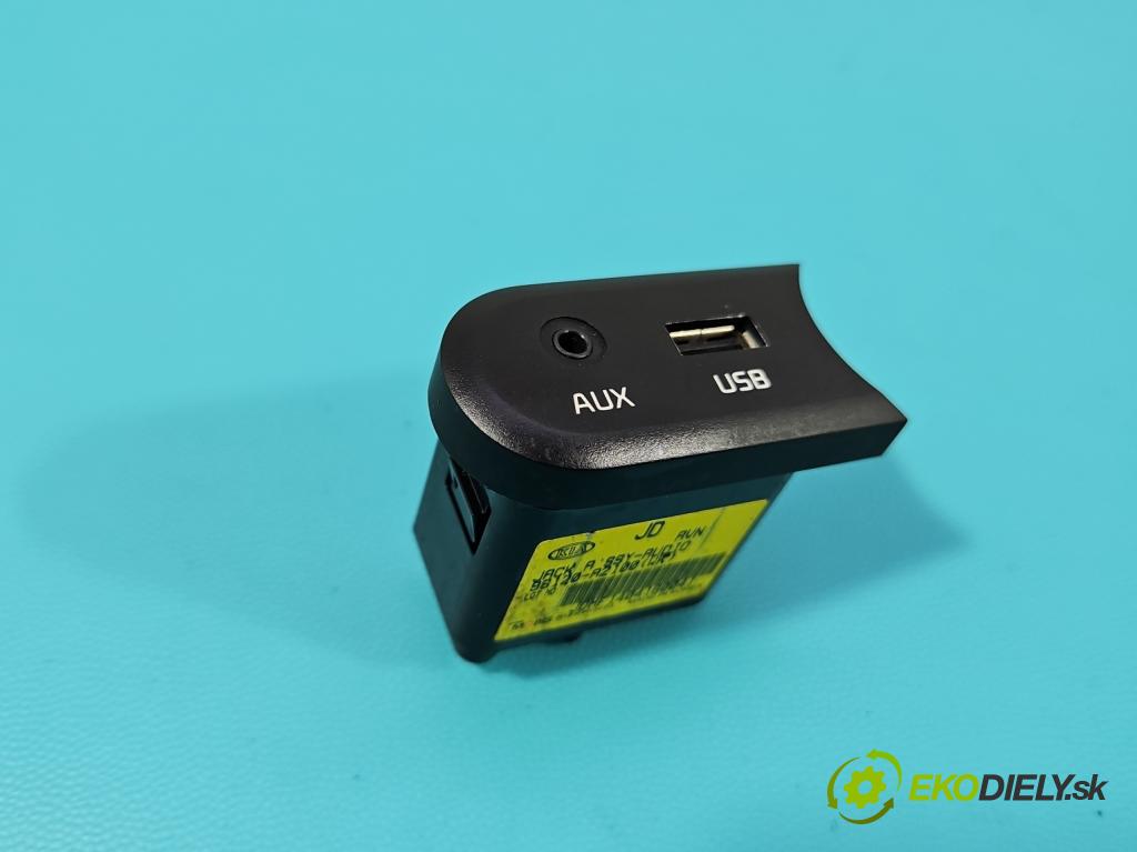 Kia Ceed II 2012-2018 1.6 crdi 128 HP manual 94 kW 1582 cm3 5- zásuvka USB 96120-A2100