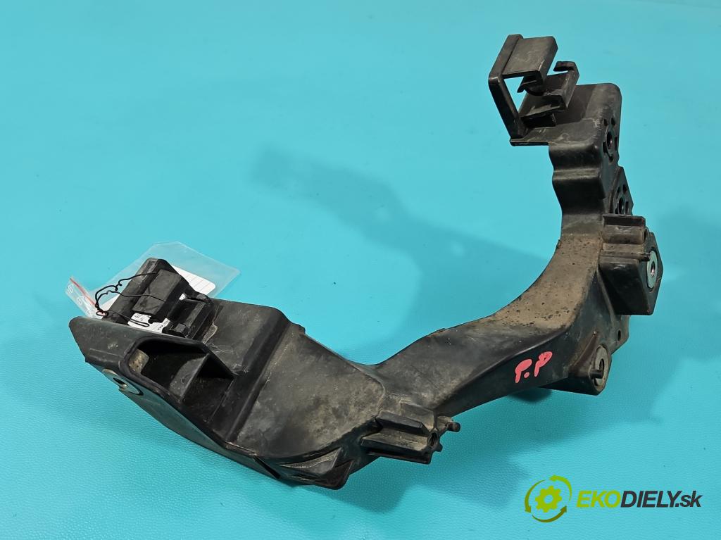 Kia Ceed II 2012-2018 1.6 crdi 128 HP manual 94 kW 1582 cm3 5- Boty: nárazník predné pravý 86516-A2000