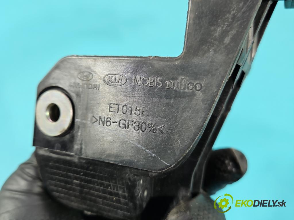 Kia Ceed II 2012-2018 1.6 crdi 128 HP manual 94 kW 1582 cm3 5- Boty: nárazník predné pravý 86516-A2000