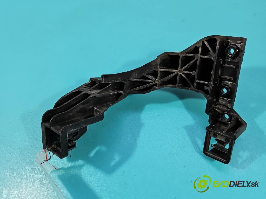 Kia Ceed II 2012-2018 1.6 crdi 128 HP manual 94 kW 1582 cm3 5- Boty: nárazník predné pravý 86516-A2000